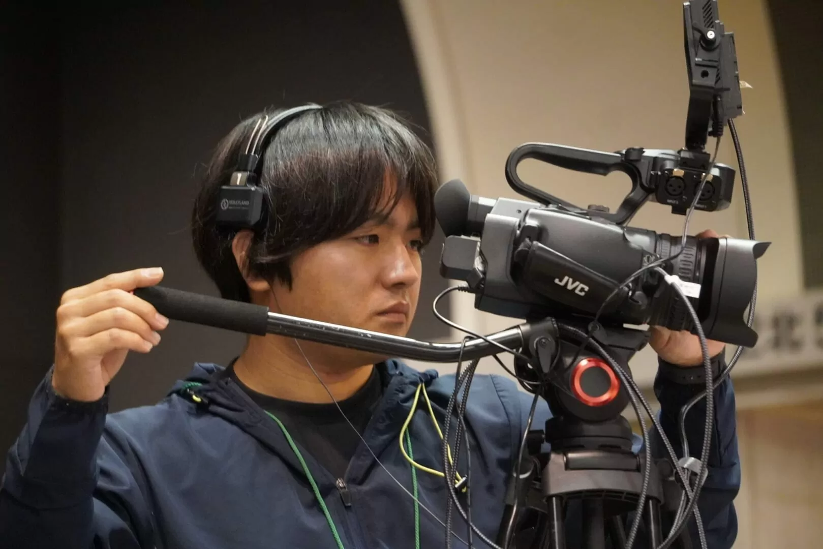 代表 大平 健人 — 撮影中の様子